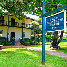 Ghostly Private Walking Tour of Lahaina