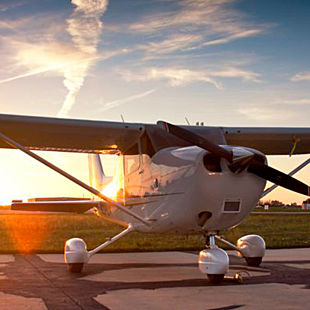 Learn to Fly in a Cessna 172