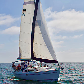Sailboat Charter in Marina Del Rey 