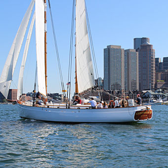 Boston Sailing Cruise and Skyline