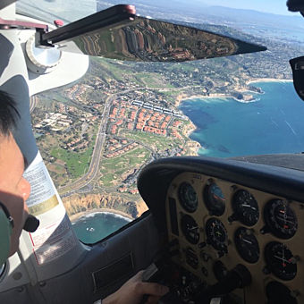 Learn to Fly a Cessna 172 in Los Angeles Learn to Fly a Cessna 172 in Los Angeles