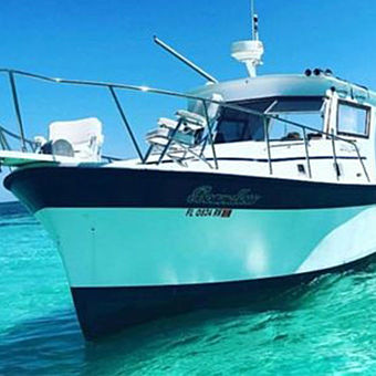3-hour boat charter